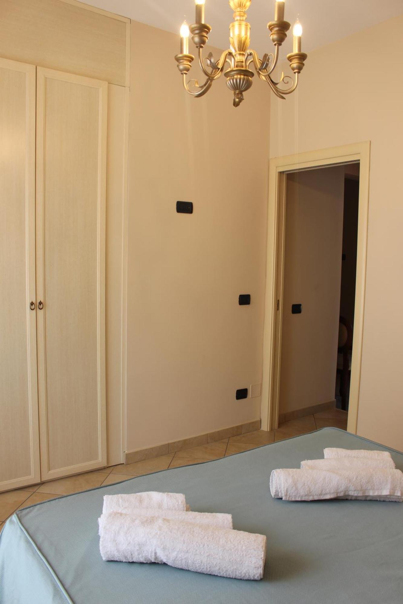 Central Apartment Castellammare di Stabia Esterno foto